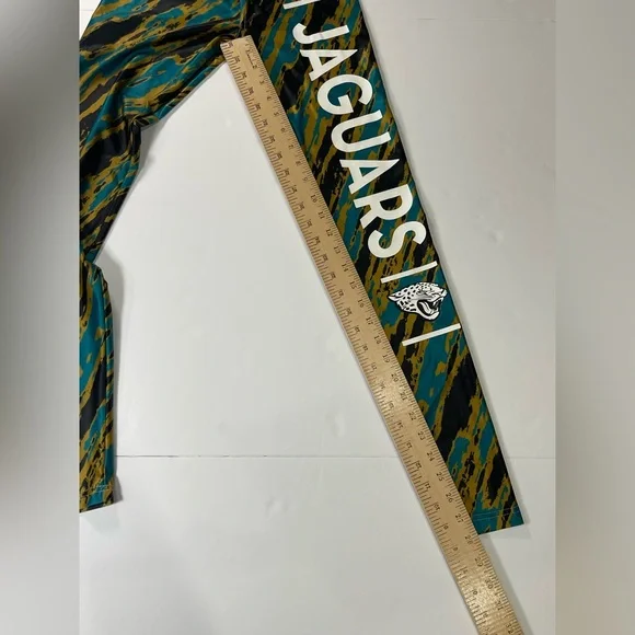 NFL Football Team Apparel Jacksonville Jaguars Stripes Women's Leggings Size S - Picture 8 of 9